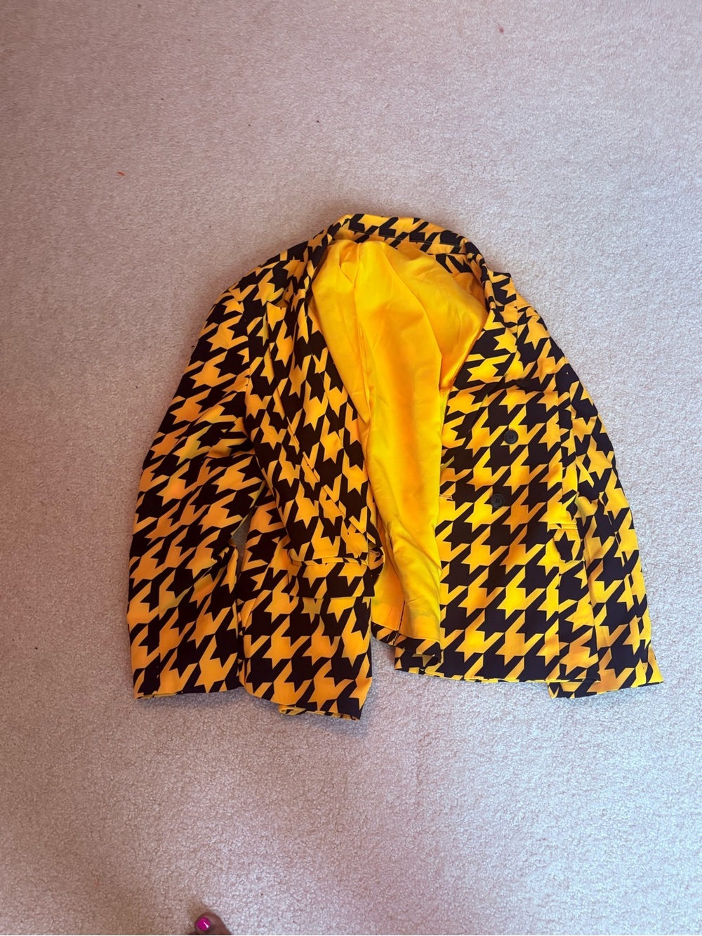 New York & Company Yellow and Black Houndstooth Blazer